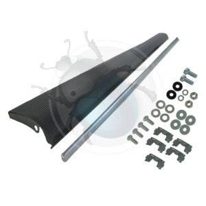 ESTRIBO 67-70 IZQ. (moldura 18mm) ALEMÁN15-005